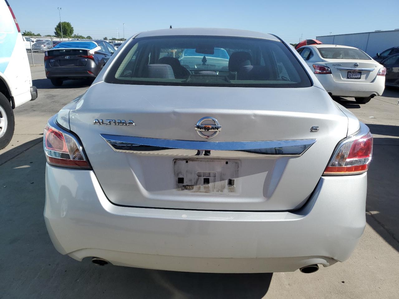 2015 Nissan Altima 2.5 VIN: 1N4AL3AP3FN372376 Lot: 56913955