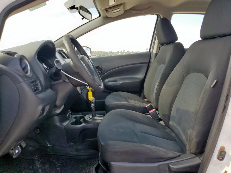  NISSAN VERSA 2017 White