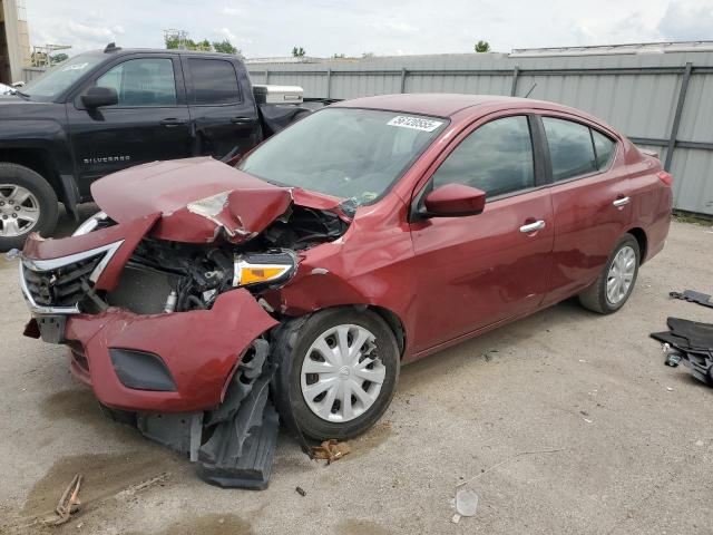  NISSAN VERSA 2018 Червоний