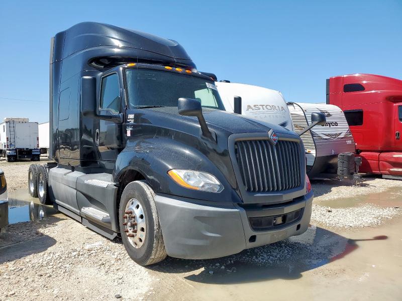 2019 International Lt625