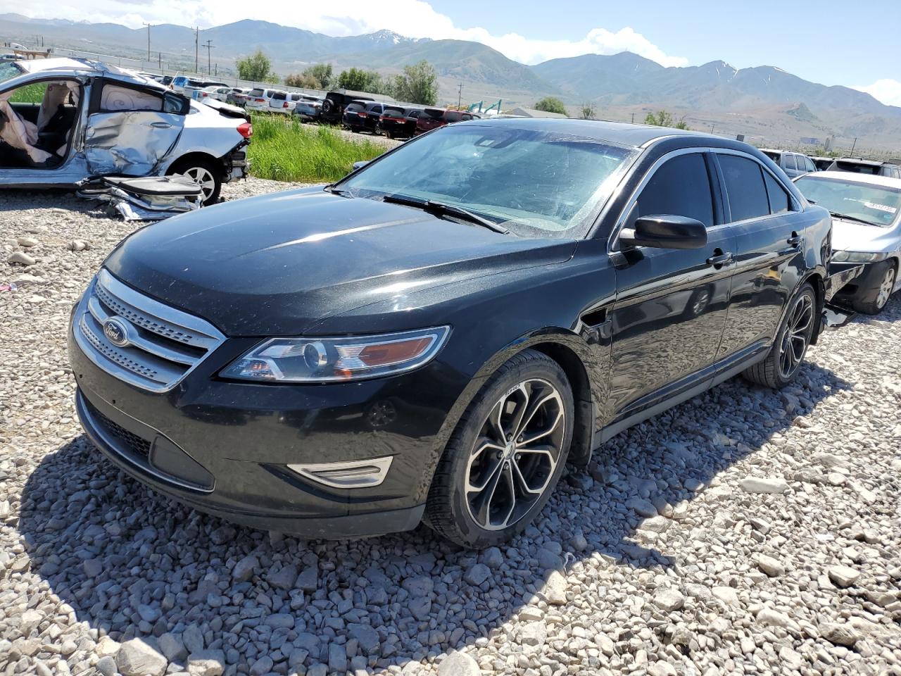 2012 Ford Taurus Sho للبيع في Magna، UT - Rear End