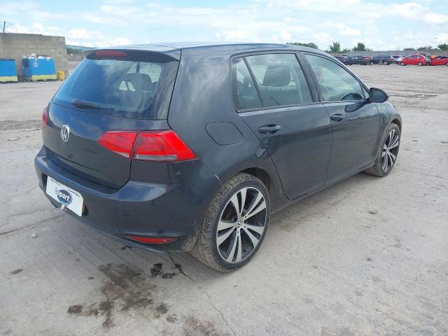 2013 VOLKSWAGEN GOLF S BLU