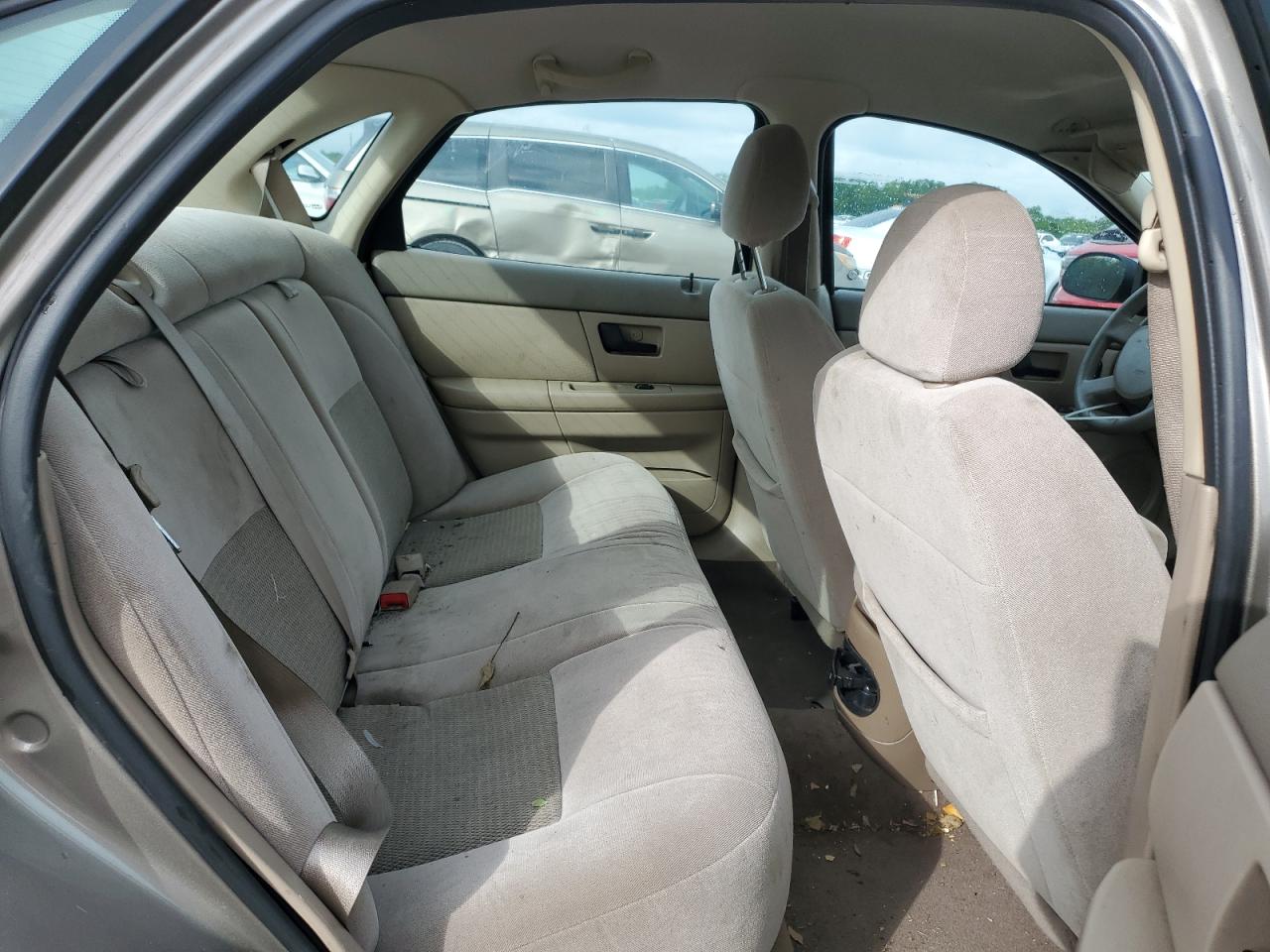 2004 Ford Taurus Se VIN: 1FAFP53244A213992 Lot: 56224255