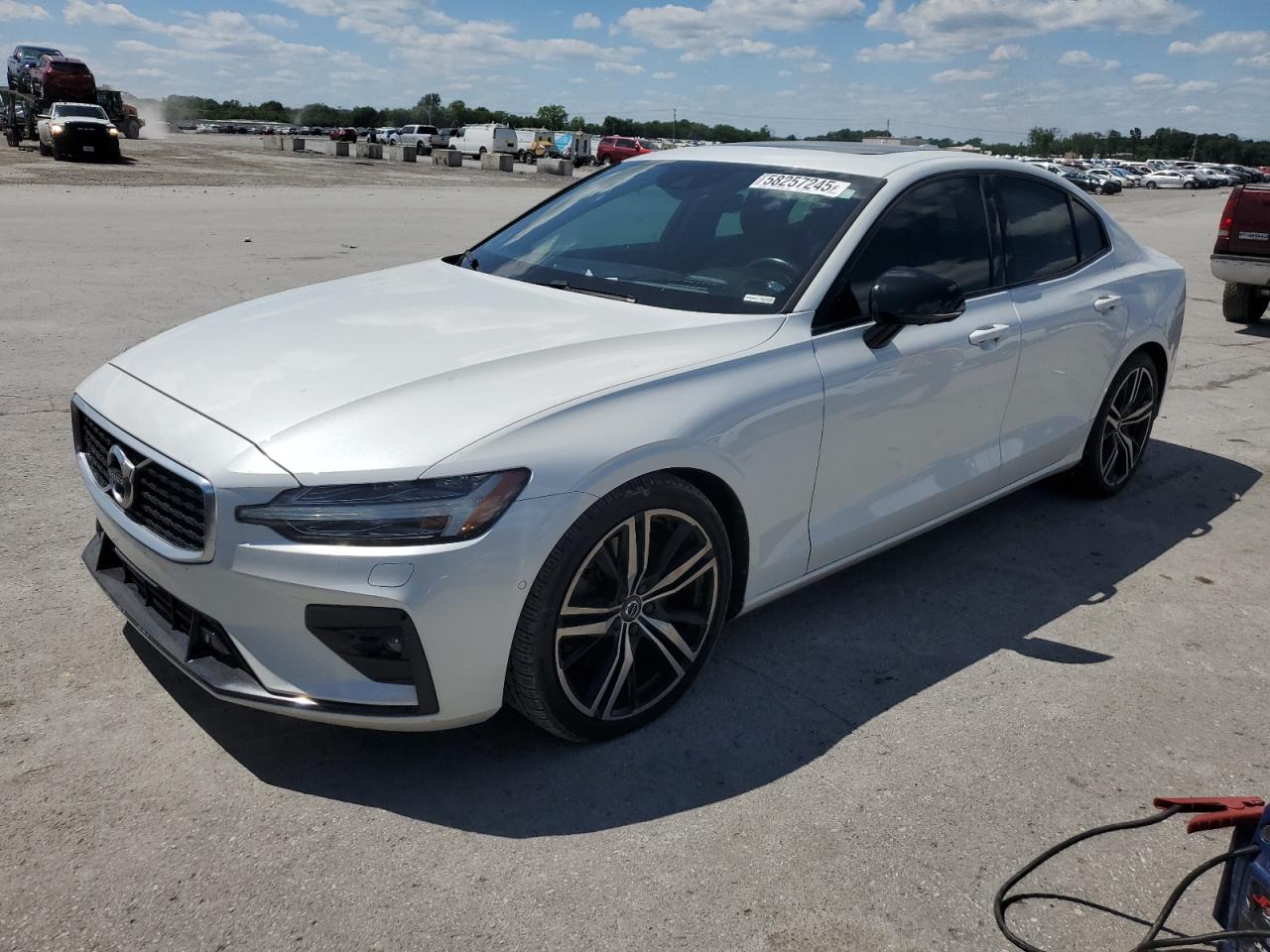 2020 Volvo S60 T6 R-Design