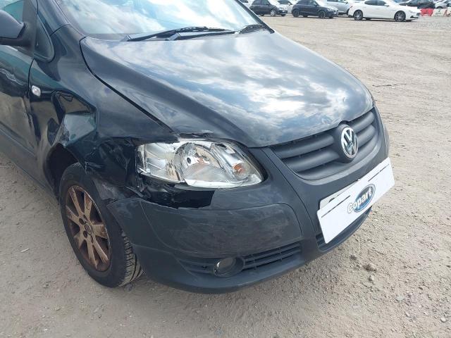 2009 VOLKSWAGEN URBAN FOX