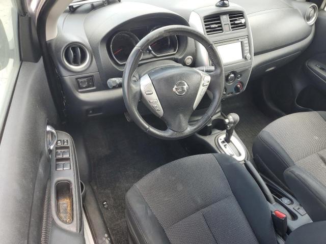  NISSAN VERSA 2016 Srebrny