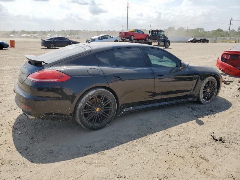 Sedans PORSCHE PANAMERA 2016 Czarny