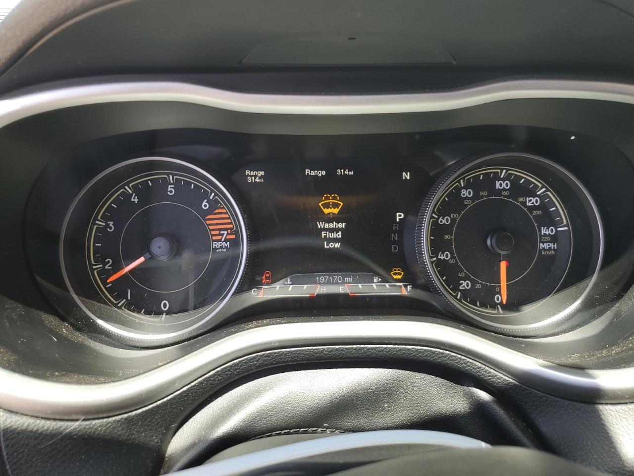 2016 Jeep Cherokee Limited VIN: 1C4PJMDBXGW236824 Lot: 56940975