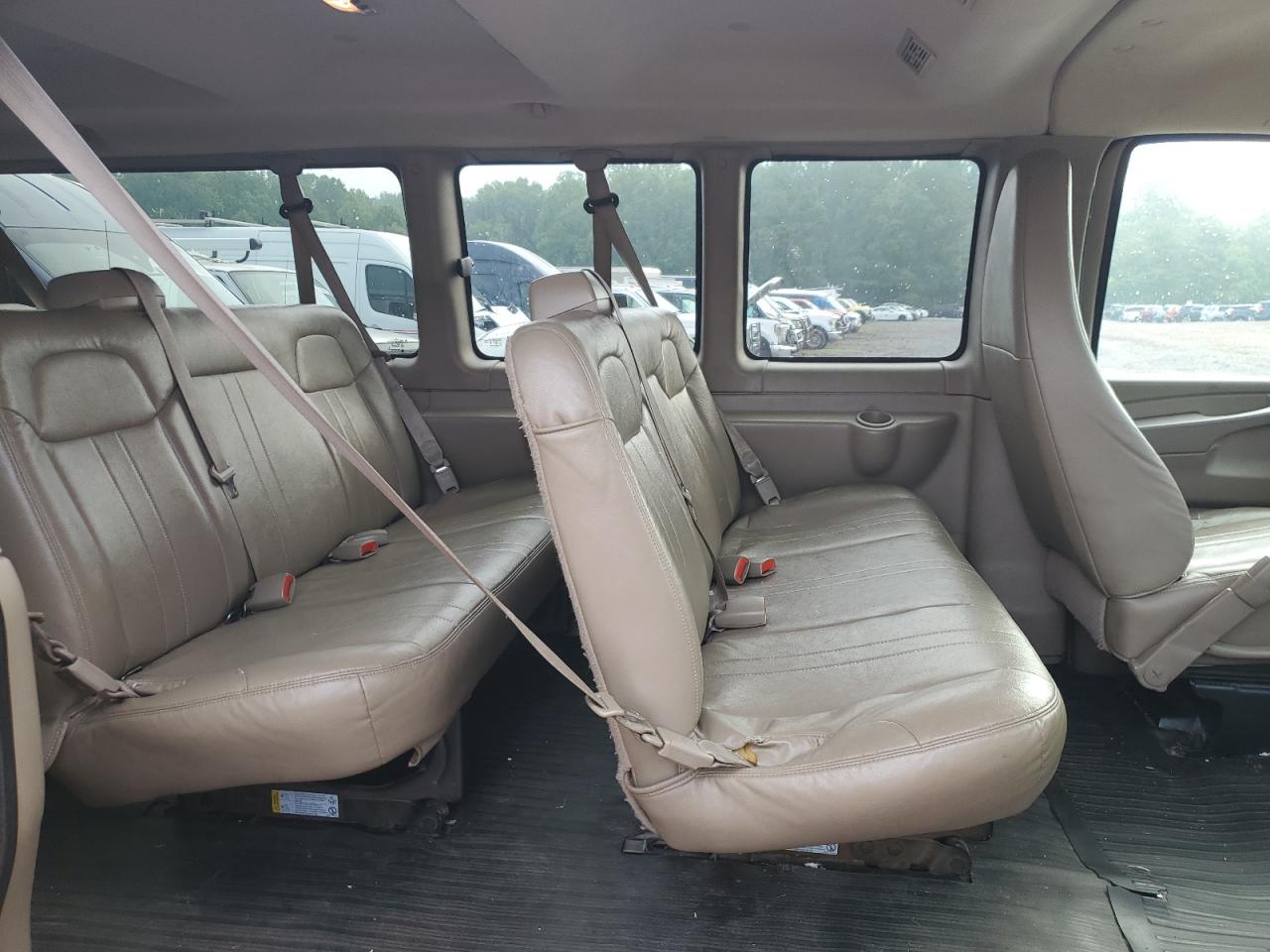 2010 Chevrolet Express G3500 Ls VIN: 1GN2GZFG0A1176062 Lot: 56958345