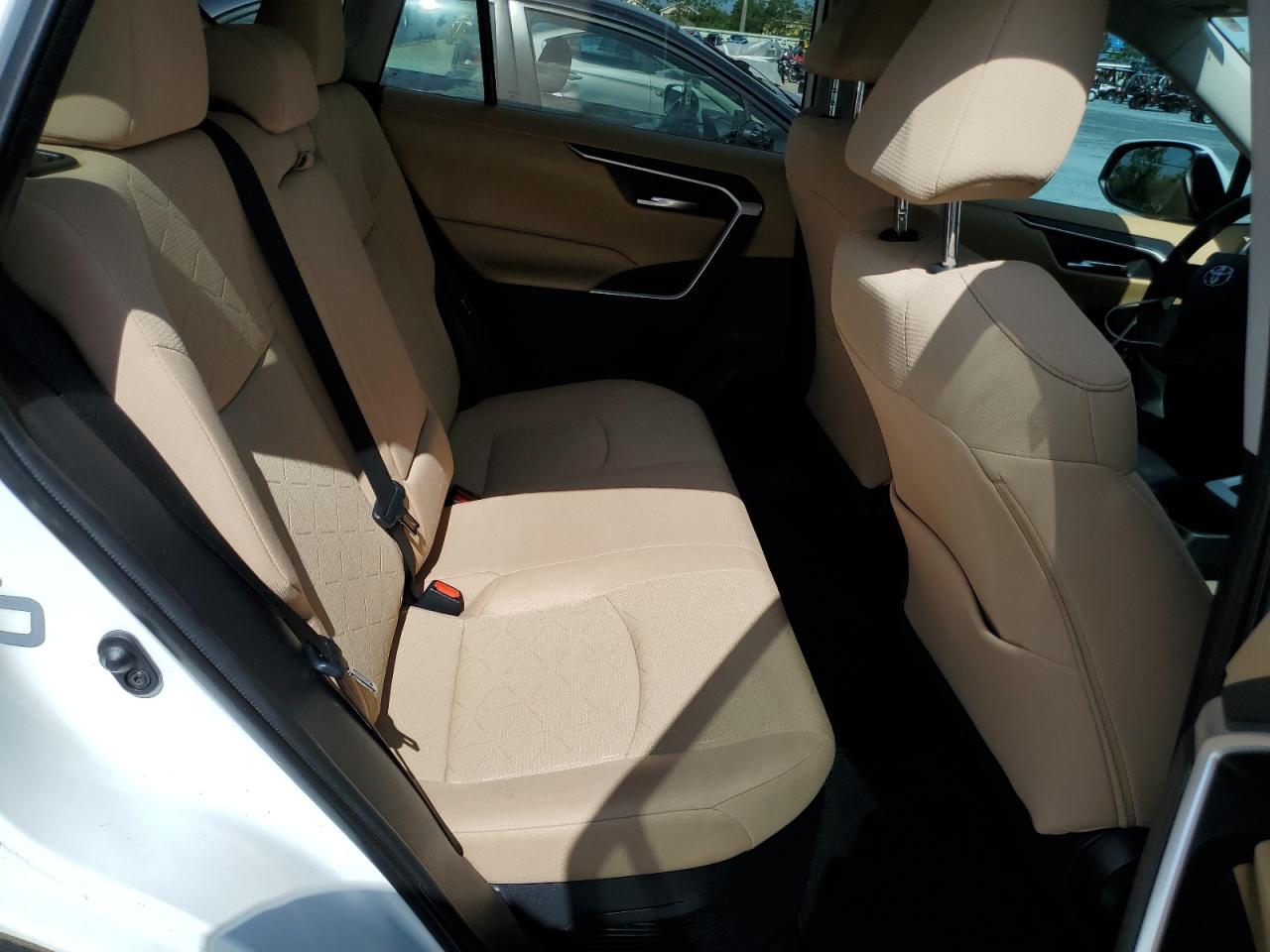 2021 Toyota Rav4 Xle VIN: 4T3RWRFV6MU038850 Lot: 56745395