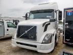 2015 Volvo Vnl Semi Truck for Sale in Mercedes, TX - Minor Dent/Scratches