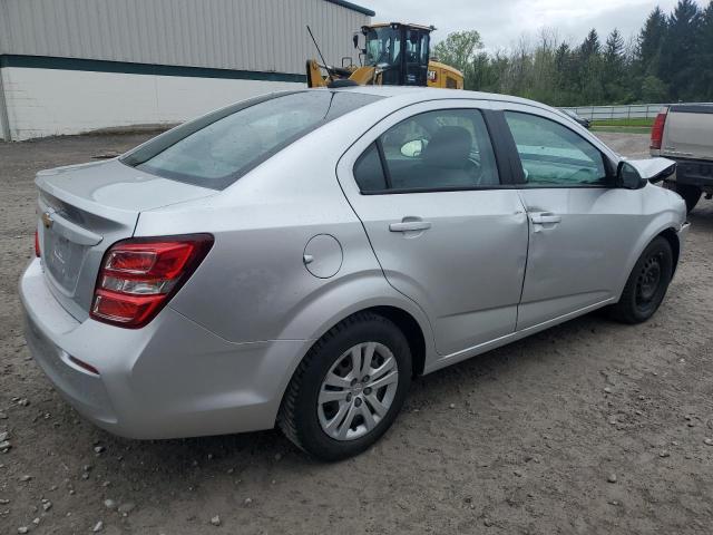  CHEVROLET SONIC 2017 Srebrny