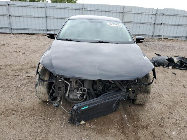 Sedans VOLKSWAGEN JETTA 2013 Czarny