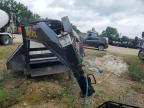 Kansas City, KS에서 판매 중인 2021 Big Tex 22Gn-28Bk+5Mr Equipment Trailer - Side