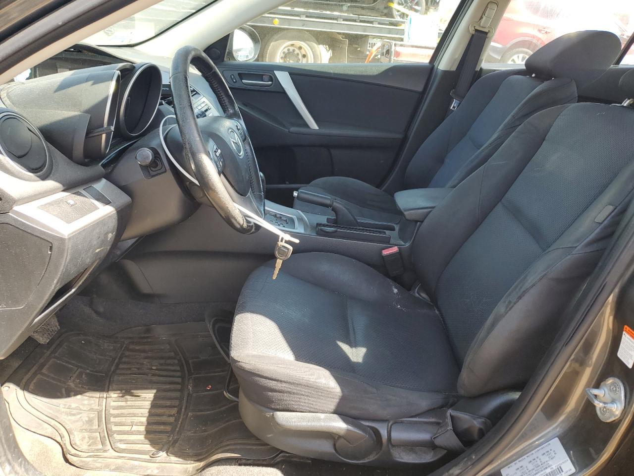 2011 Mazda 3 S VIN: JM1BL1K67B1429690 Lot: 57181175