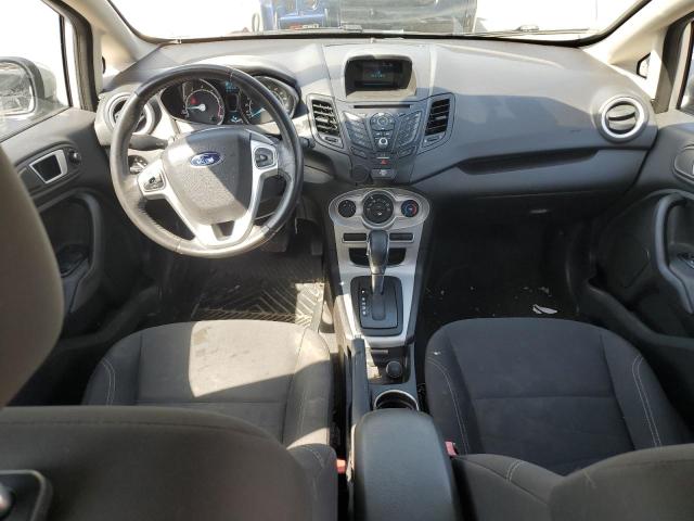 Hatchbacks FORD FIESTA 2016 Srebrny
