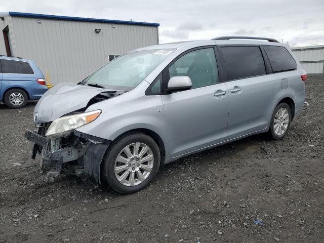 2016 Toyota Sienna Xle