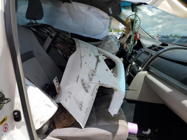 Sedans TOYOTA CAMRY 2014 Biały