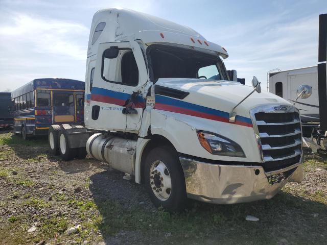 2020 Freightliner Cascadia 126