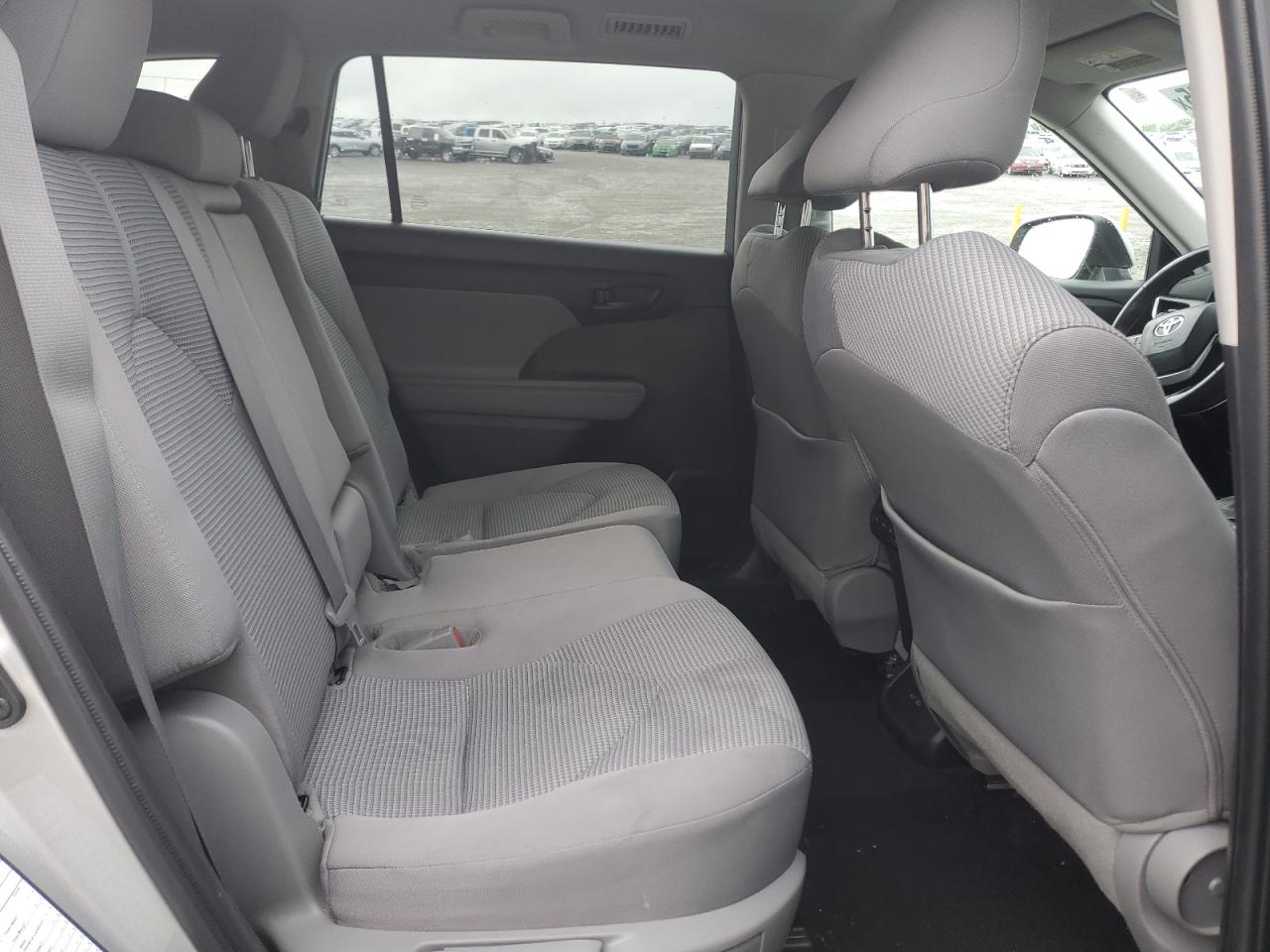 2022 Toyota Highlander L VIN: 5TDZZRAH3NS103925 Lot: 56159635