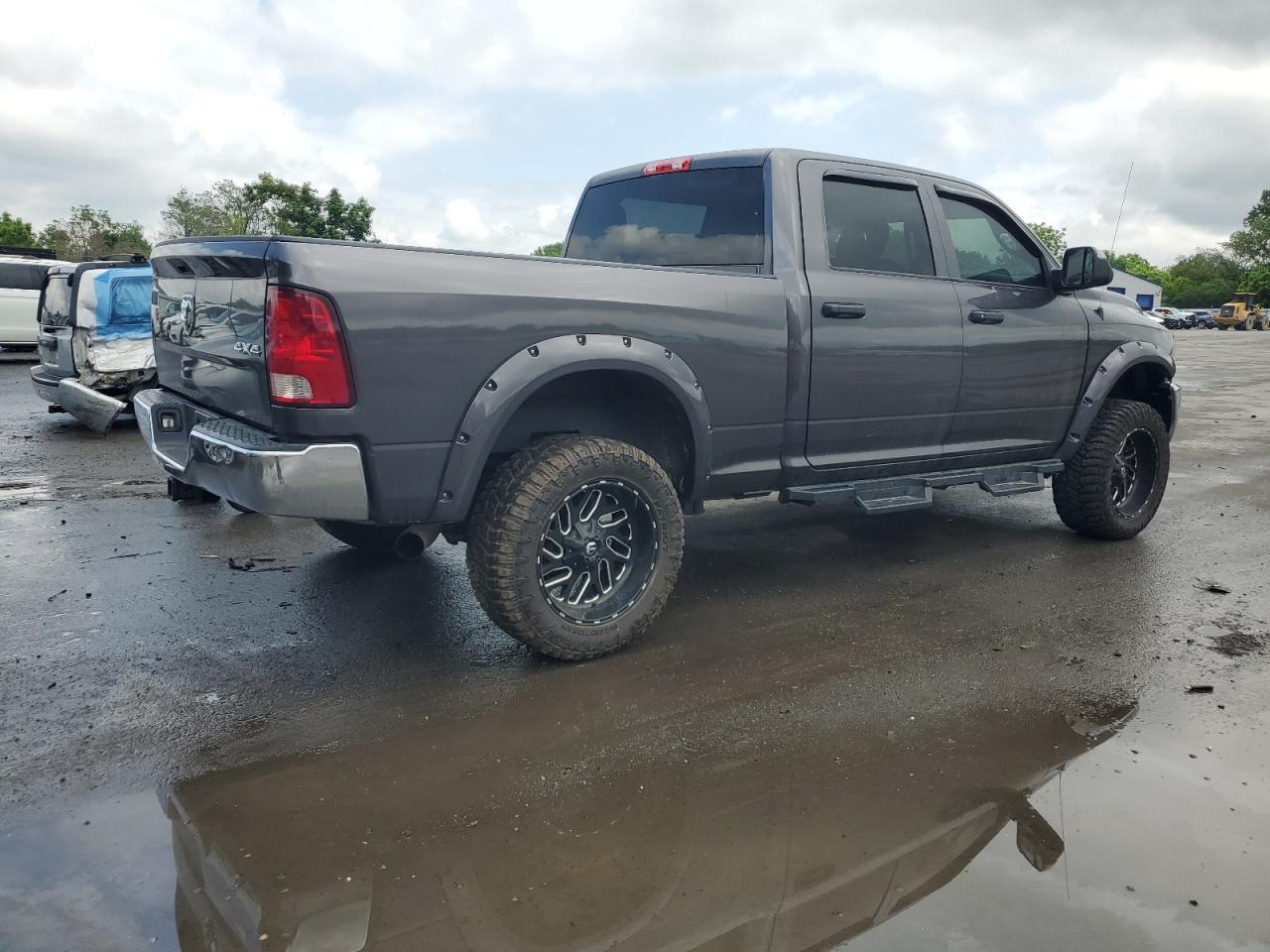 2017 RAM 2500 - Image 3