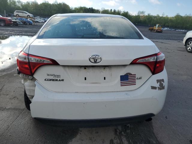 Sedans TOYOTA COROLLA 2015 Biały