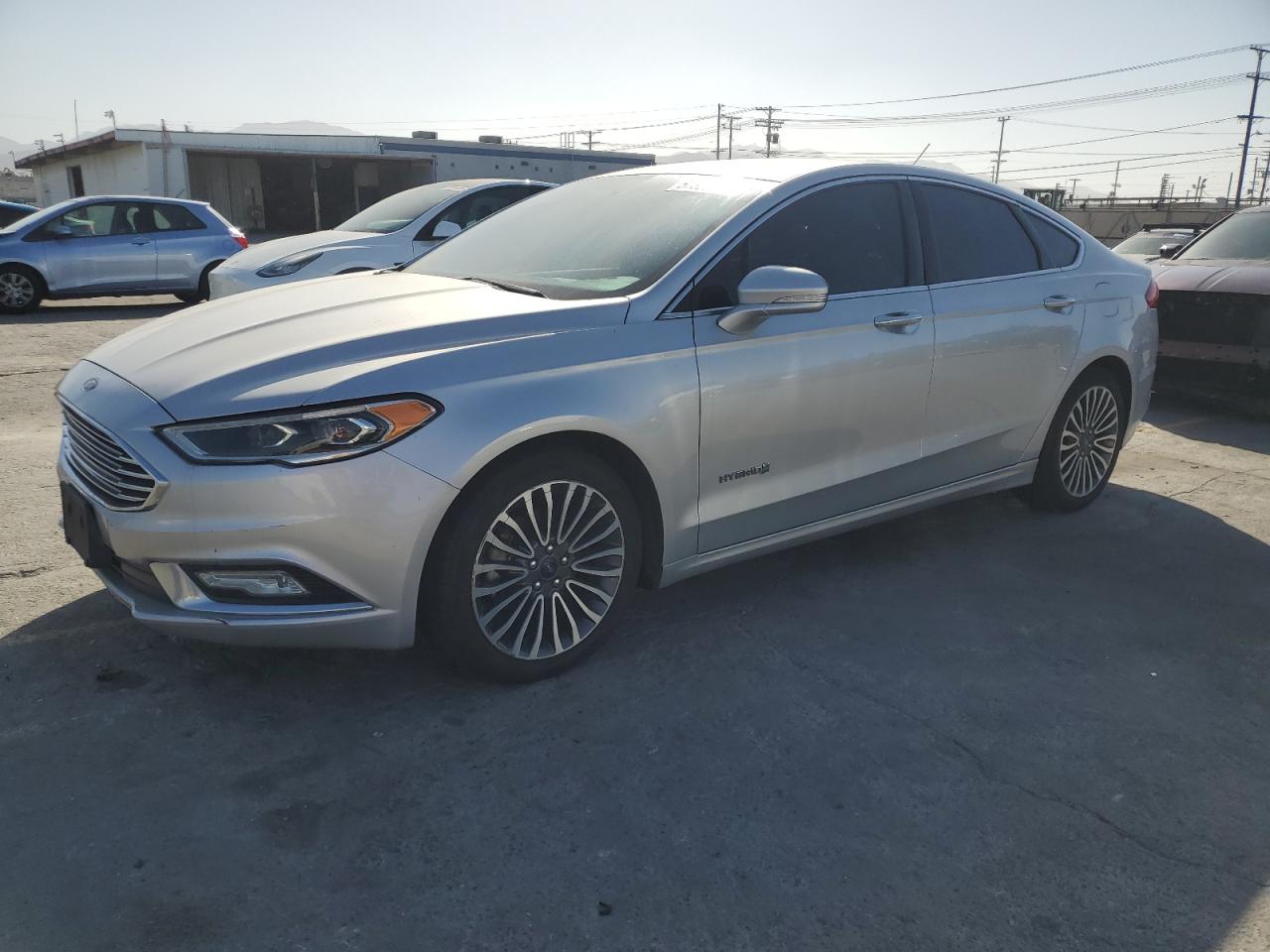 2018 Ford Fusion Titanium/Platinum Hev for Sale in Sun Valley, CA - Minor Dent/Scratches
