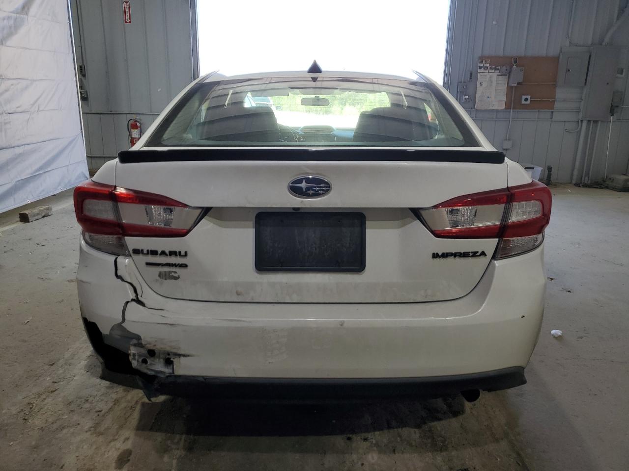 2018 Subaru Impreza VIN: 4S3GKAA69J1621556 Lot: 56408525
