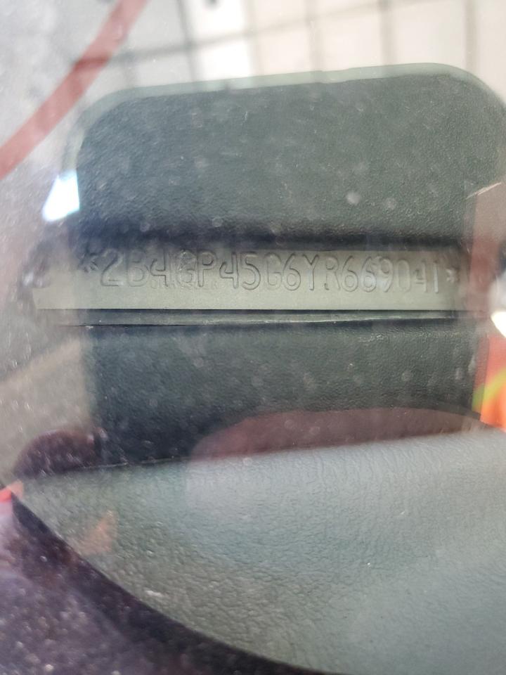 2000 Dodge Caravan Se VIN: 2B4GP45G6YR669041 Lot: 56864805