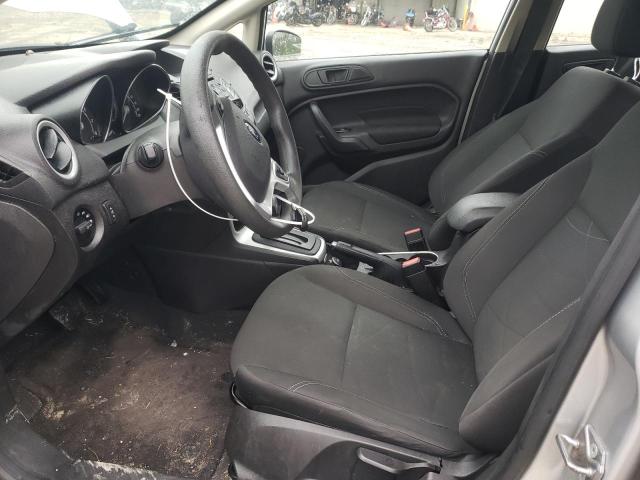  FORD FIESTA 2017 Silver
