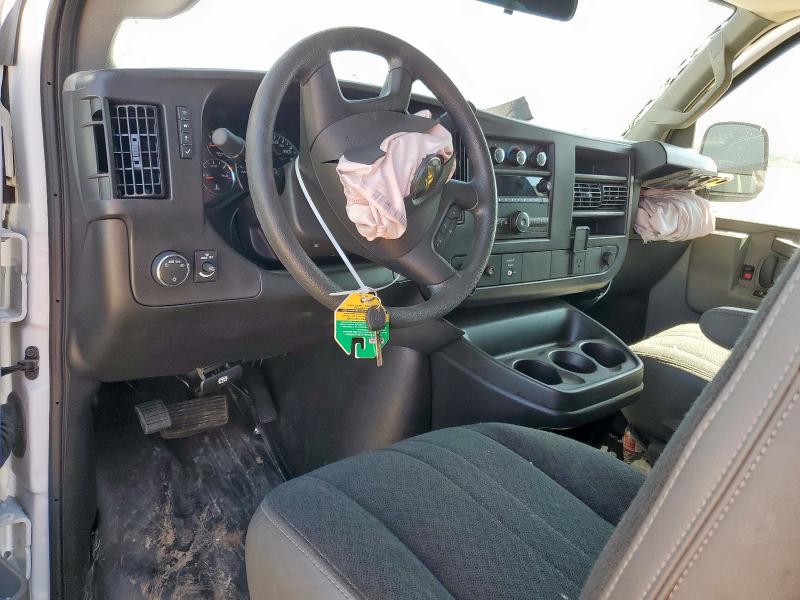  CHEVROLET EXPRESS 2024 Biały