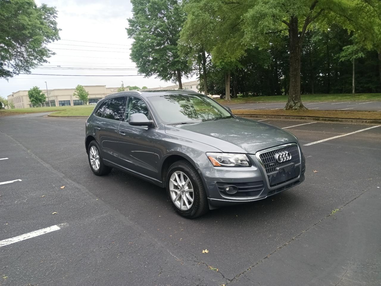 2012 Audi Q5 Premium Plus for Sale in Loganville, GA - Normal Wear