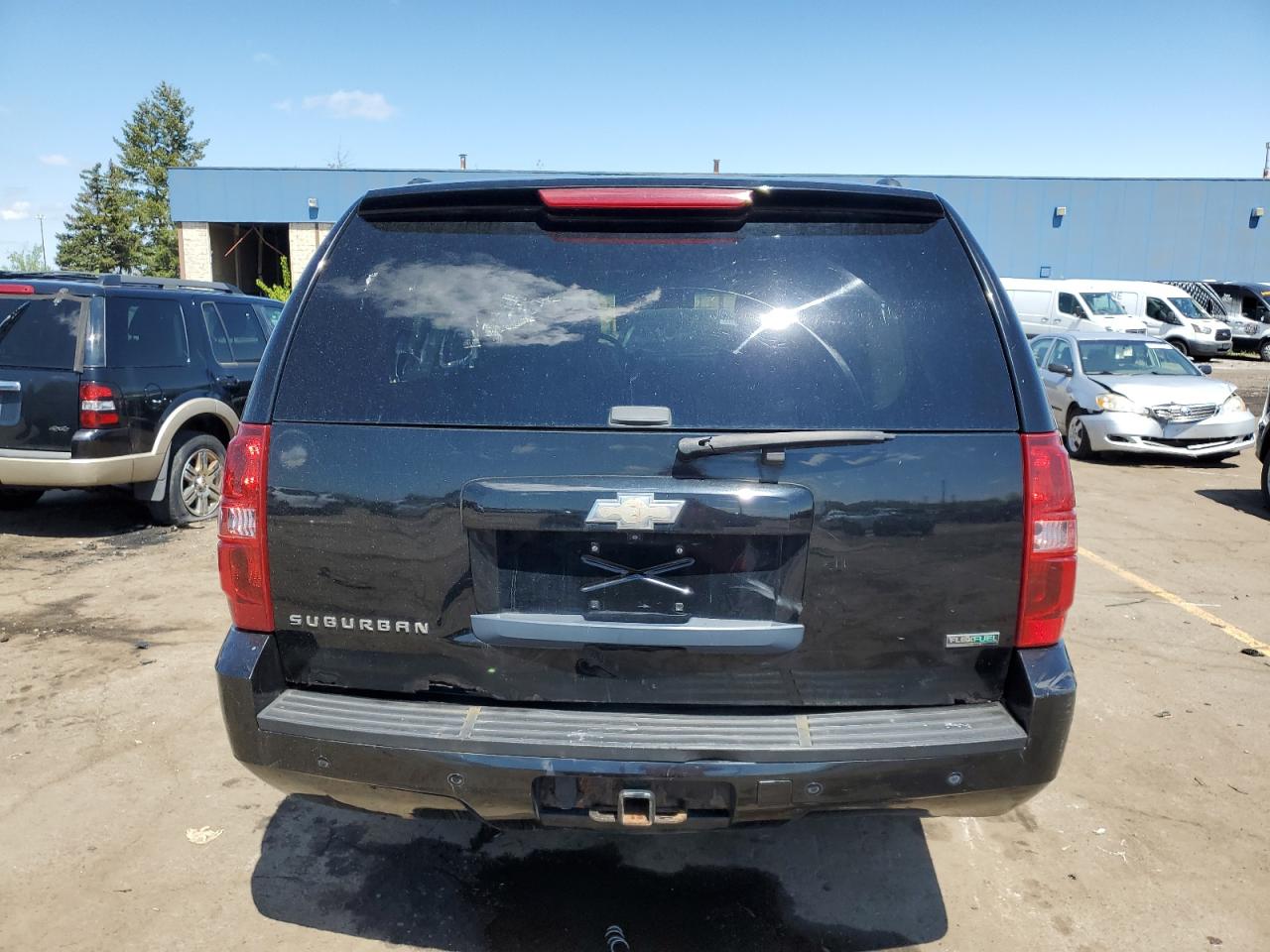 2008 Chevrolet Suburban K1500 Ls VIN: 1GNFK16308R212830 Lot: 56477205