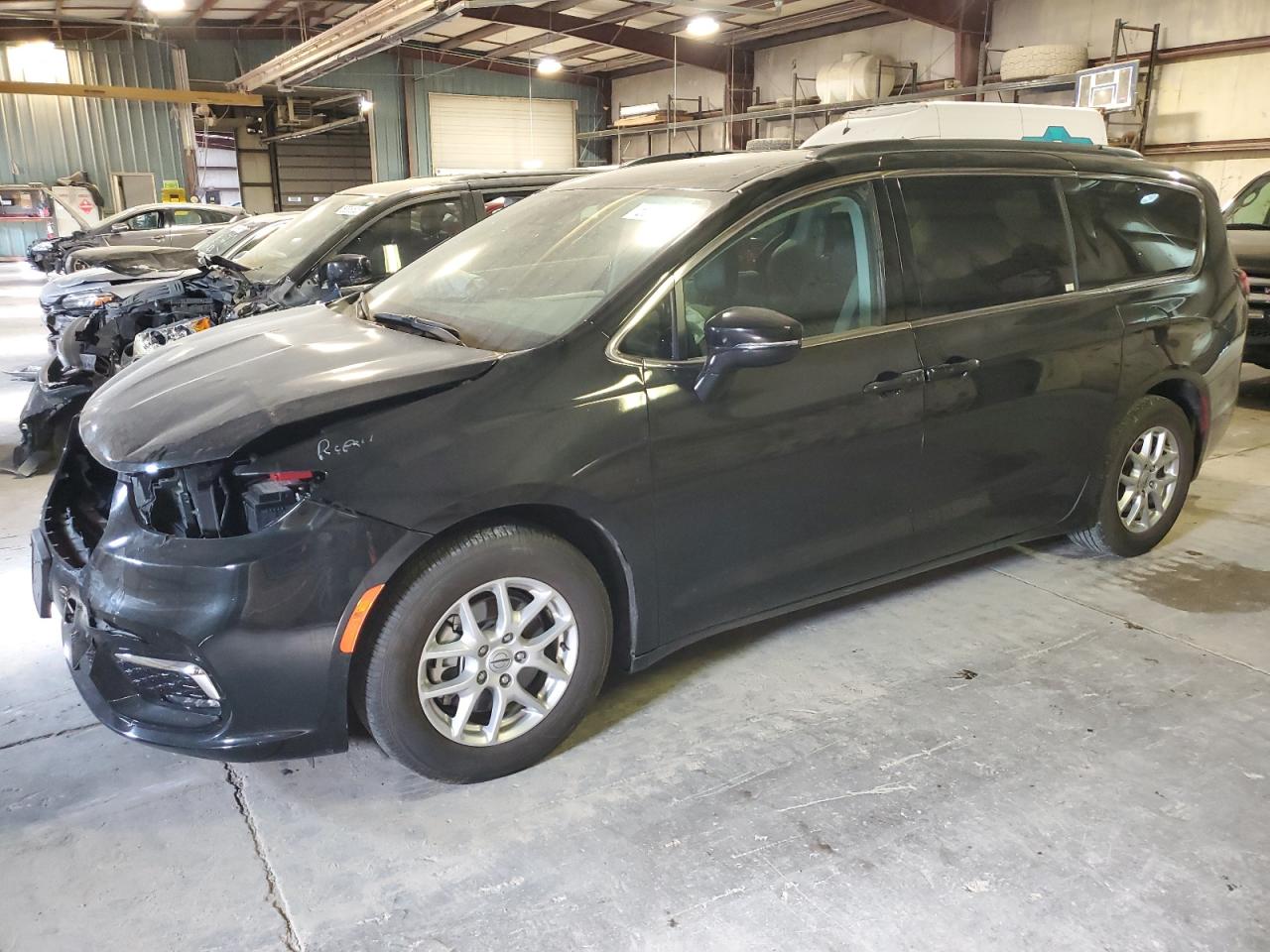 2022 Chrysler Pacifica Touring L იყიდება Eldridge-ში, IA - Front End