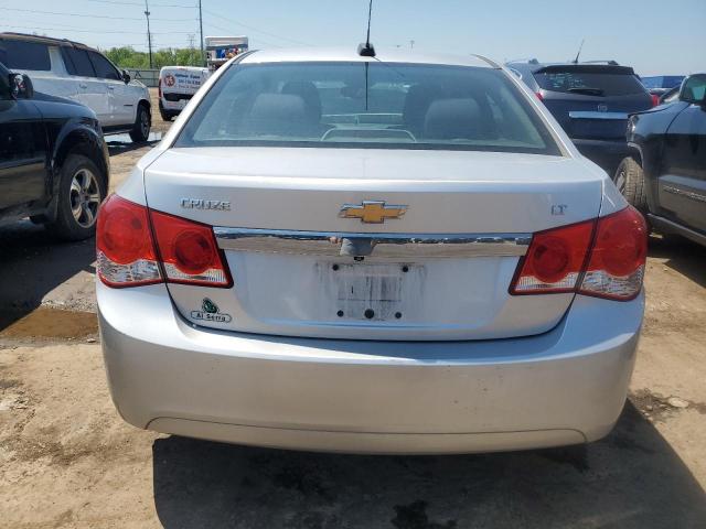 Sedans CHEVROLET CRUZE 2016 Srebrny