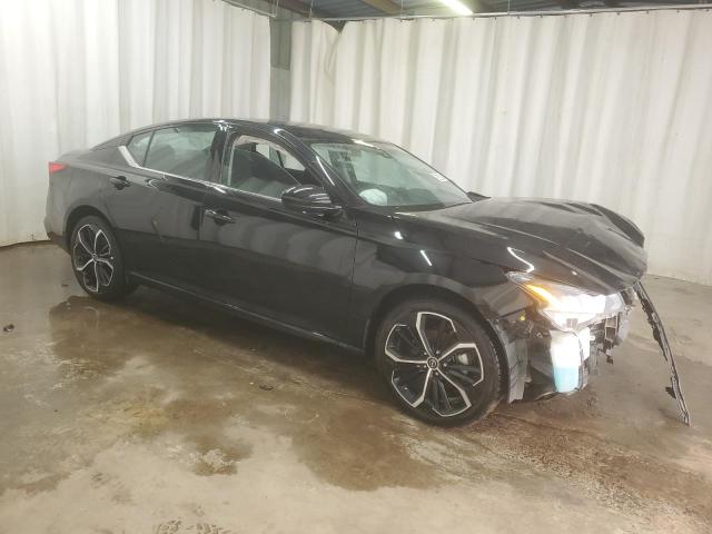  NISSAN ALTIMA 2024 Czarny