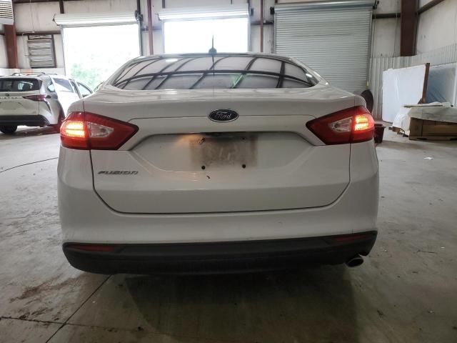Sedans FORD FUSION 2015 Biały