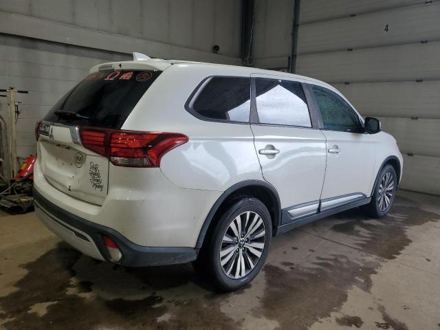  MITSUBISHI OUTLANDER 2019 Белый