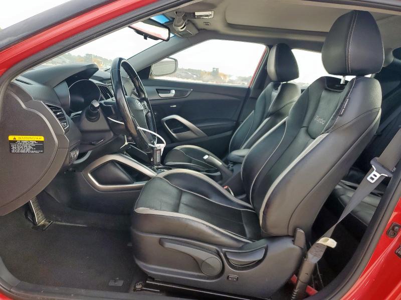 Купе HYUNDAI VELOSTER 2014 Червоний