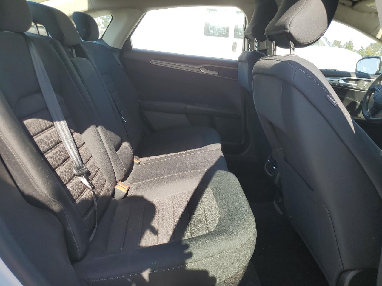 2019 Ford Fusion Se VIN: 3FA6P0LU9KR263956 Lot: 56534145