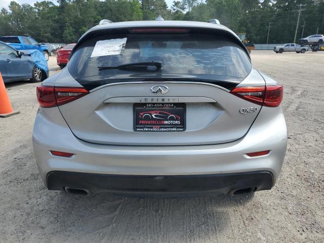  INFINITI QX30 2018 Srebrny