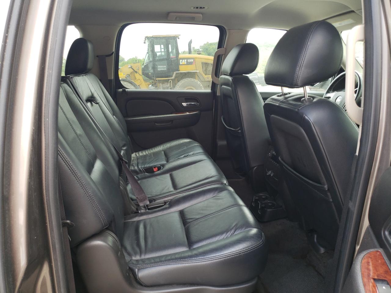 2011 Chevrolet Suburban C1500 Ls VIN: 1GNSCHE02BR181423 Lot: 57091475