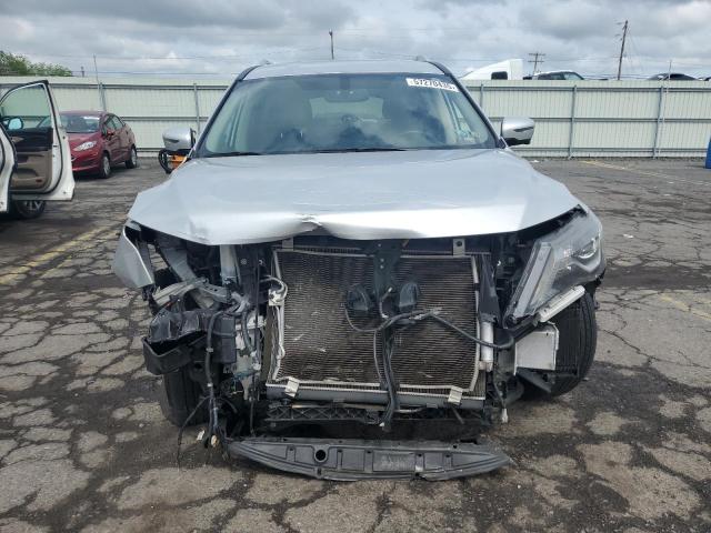  NISSAN PATHFINDER 2018 Srebrny