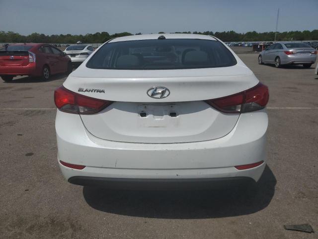  HYUNDAI ELANTRA 2016 Белый