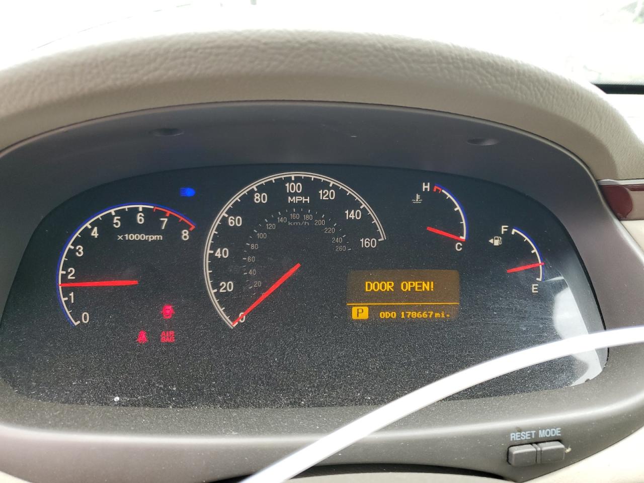2006 Hyundai Azera Se VIN: KMHFC46F76A054625 Lot: 56588315