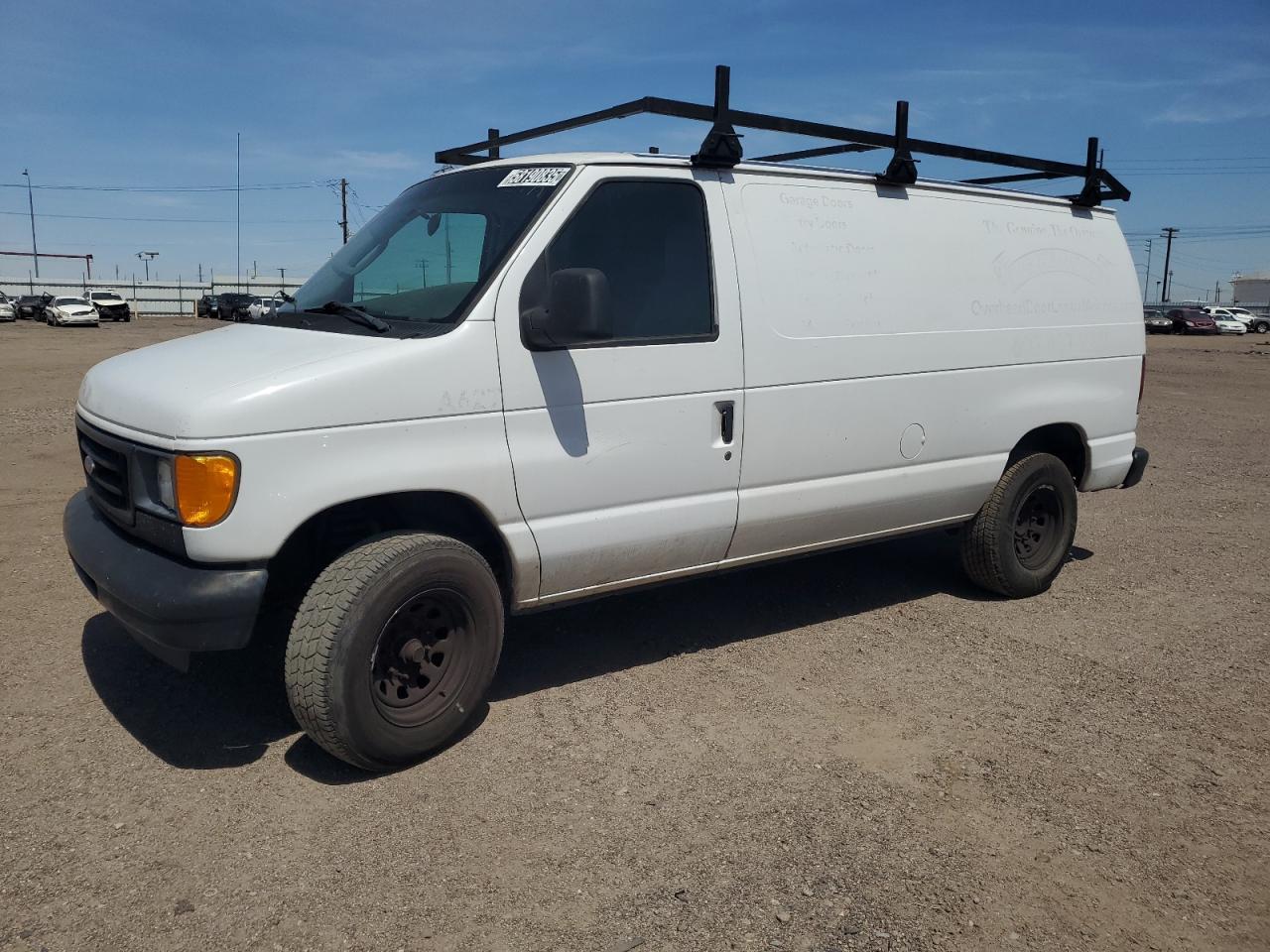 2005 Ford Econoline E250 Van იყიდება Phoenix-ში, AZ - Minor Dent/Scratches