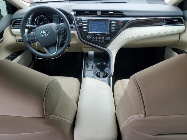  TOYOTA CAMRY 2020 Красный