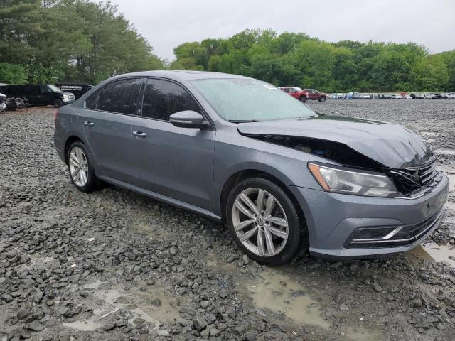  VOLKSWAGEN PASSAT 2019 Szary