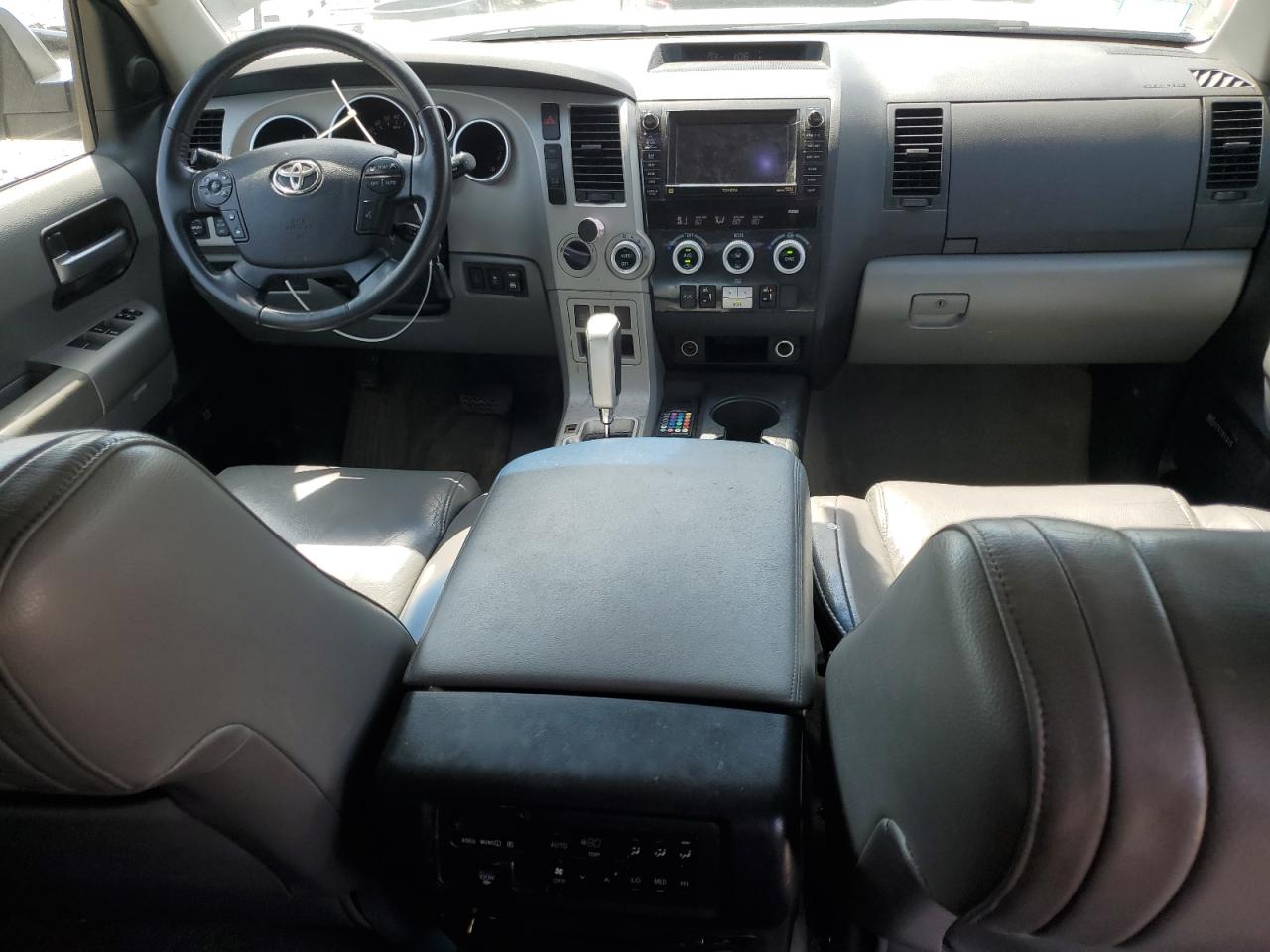 2008 Toyota Sequoia Limited VIN: 5TDBY68A58S015040 Lot: 55879135