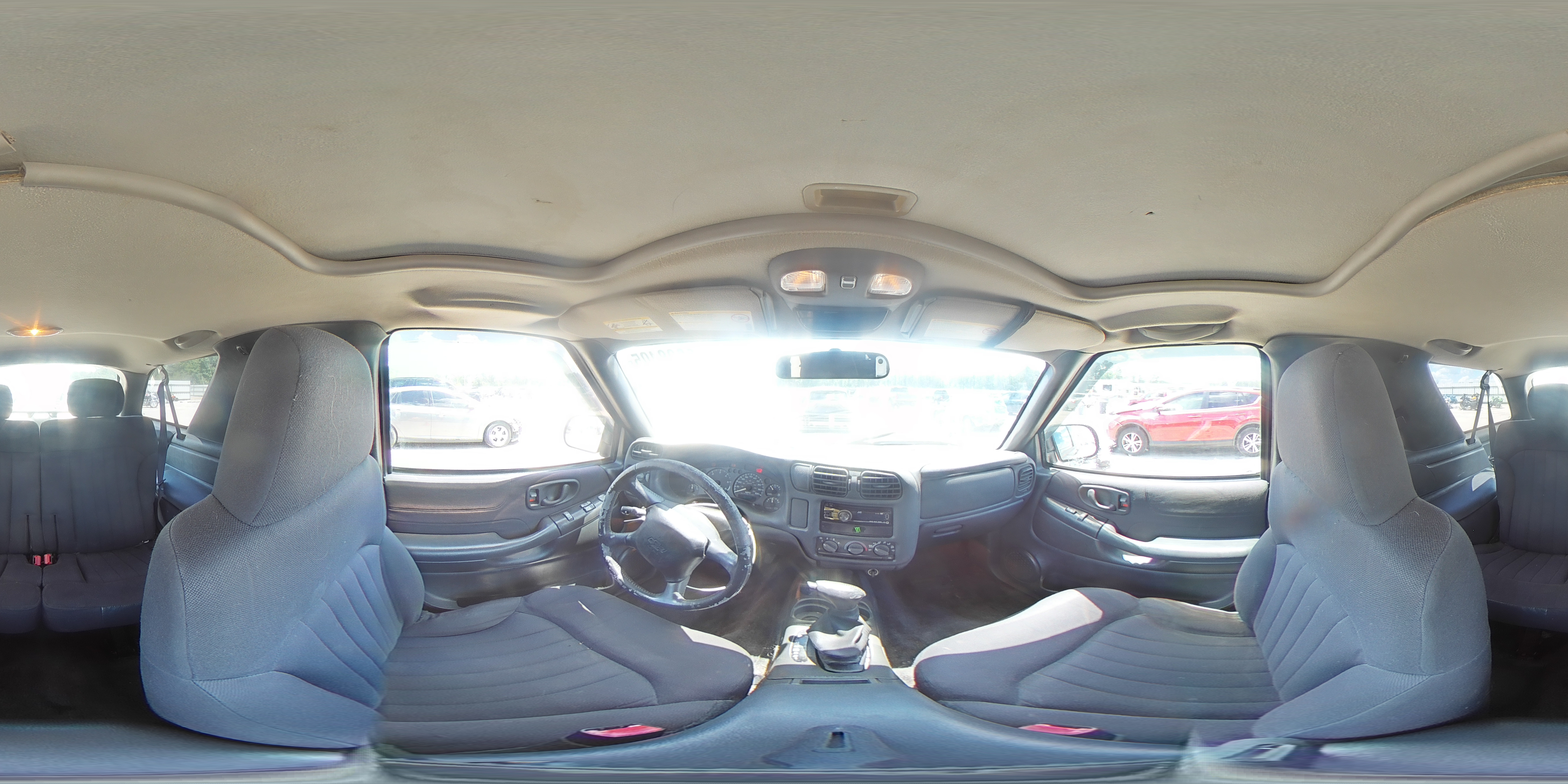 2005 Chevrolet Blazer VIN: 1GNCS18X35K106637 Lot: 55998405